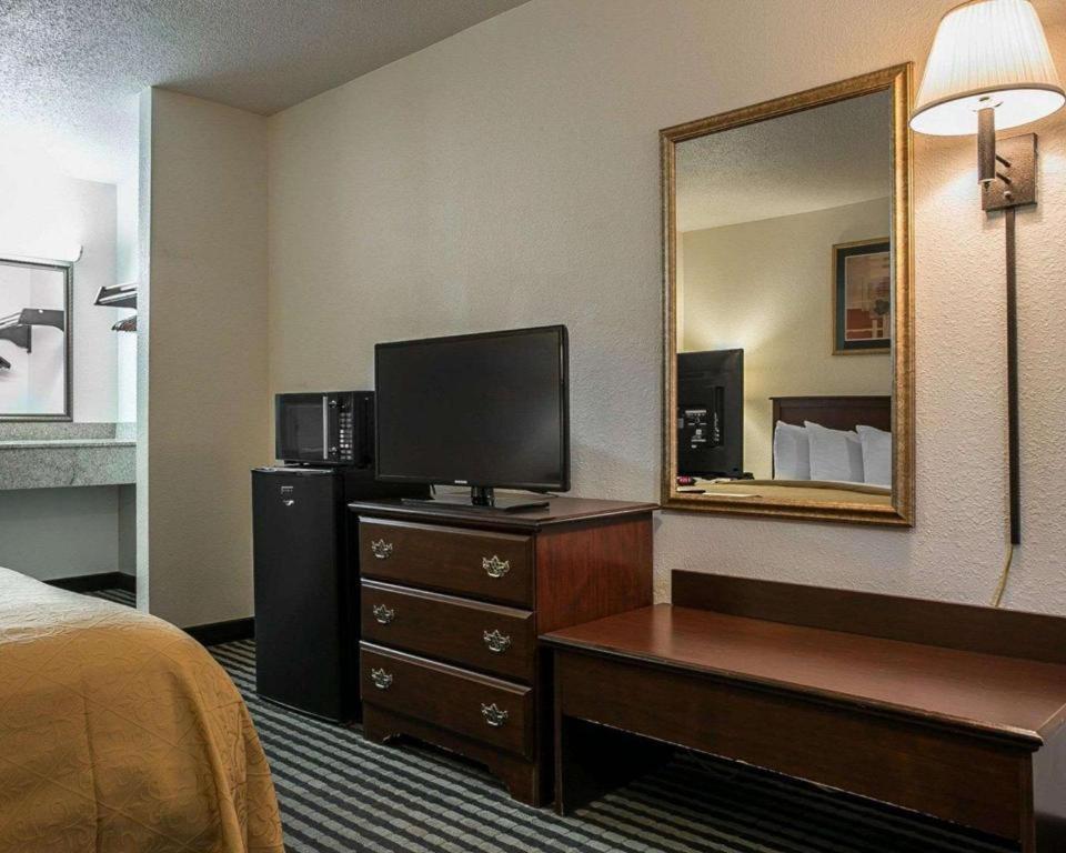 Quality Inn Columbia Airport West Columbia Eksteriør bilde