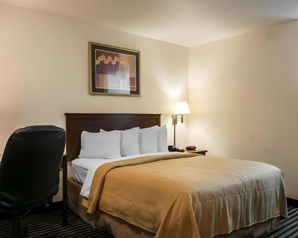 Quality Inn Columbia Airport West Columbia Eksteriør bilde