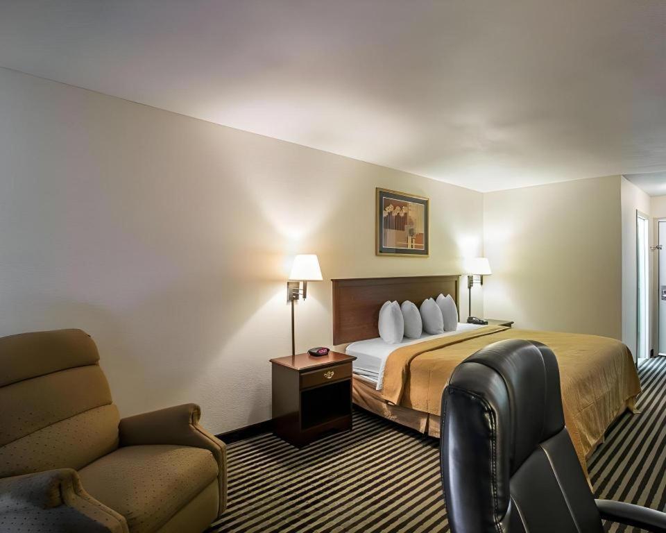 Quality Inn Columbia Airport West Columbia Eksteriør bilde
