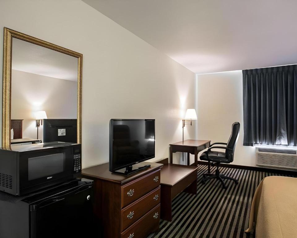 Quality Inn Columbia Airport West Columbia Eksteriør bilde
