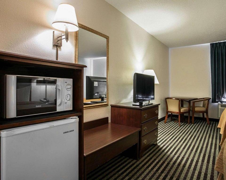 Quality Inn Columbia Airport West Columbia Eksteriør bilde
